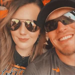 Meet your Posher, Whitney